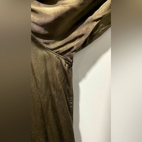 Velvet Dark Green Long Sleeves Shirt - Picture 4 of 5